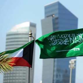 Kuwait condemns Houthi airport attacks in Saudi Arabia